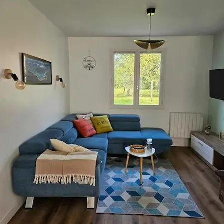 Maison Familiale Les 3 Commeres Pleuven Exterior photo
