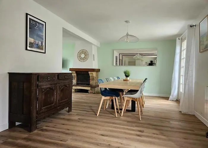 Maison Familiale Les 3 Commeres